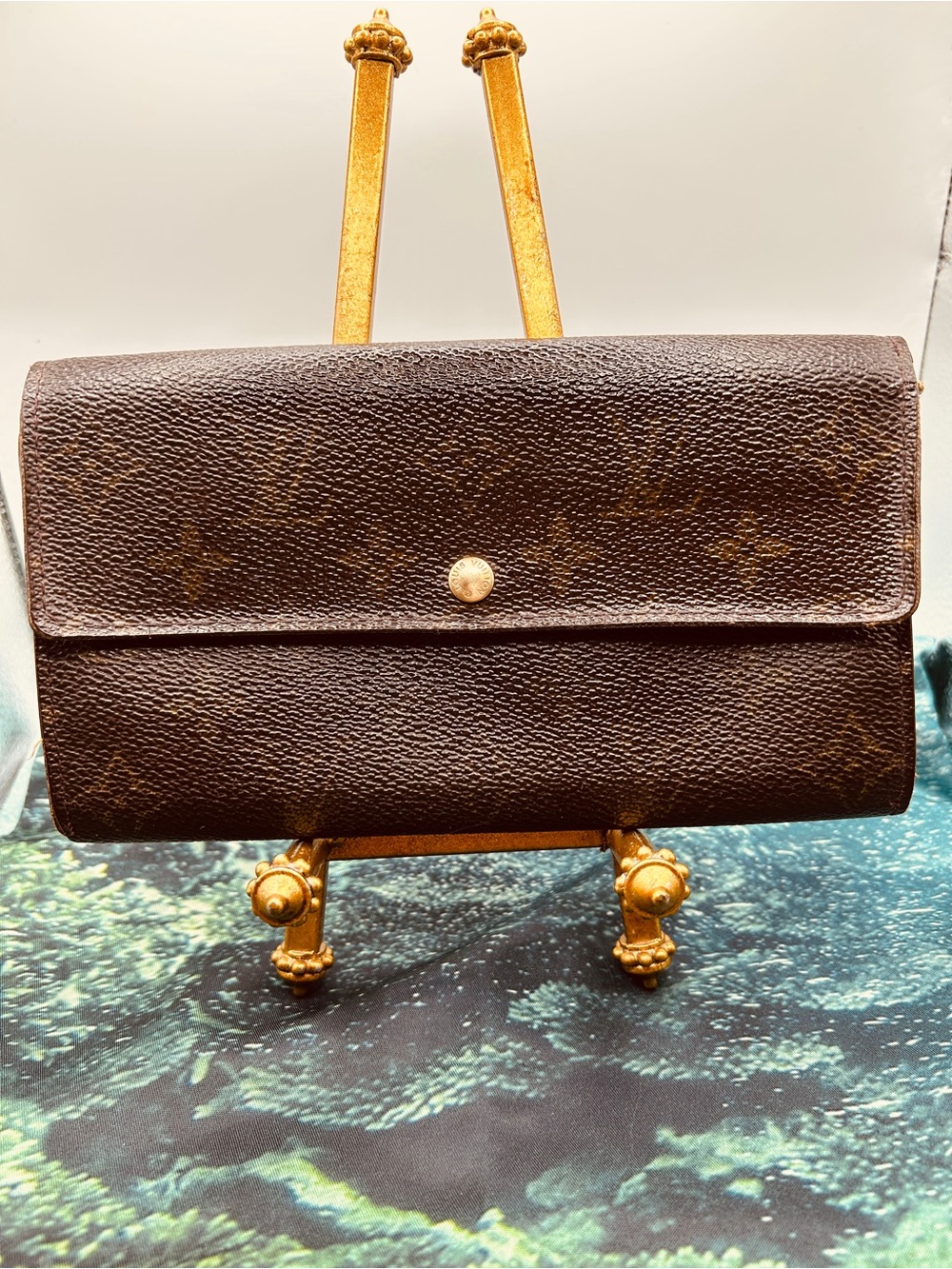Louis Vuitton Vintage Dark Brown Monogram Sarah Clasp Wallet VGC